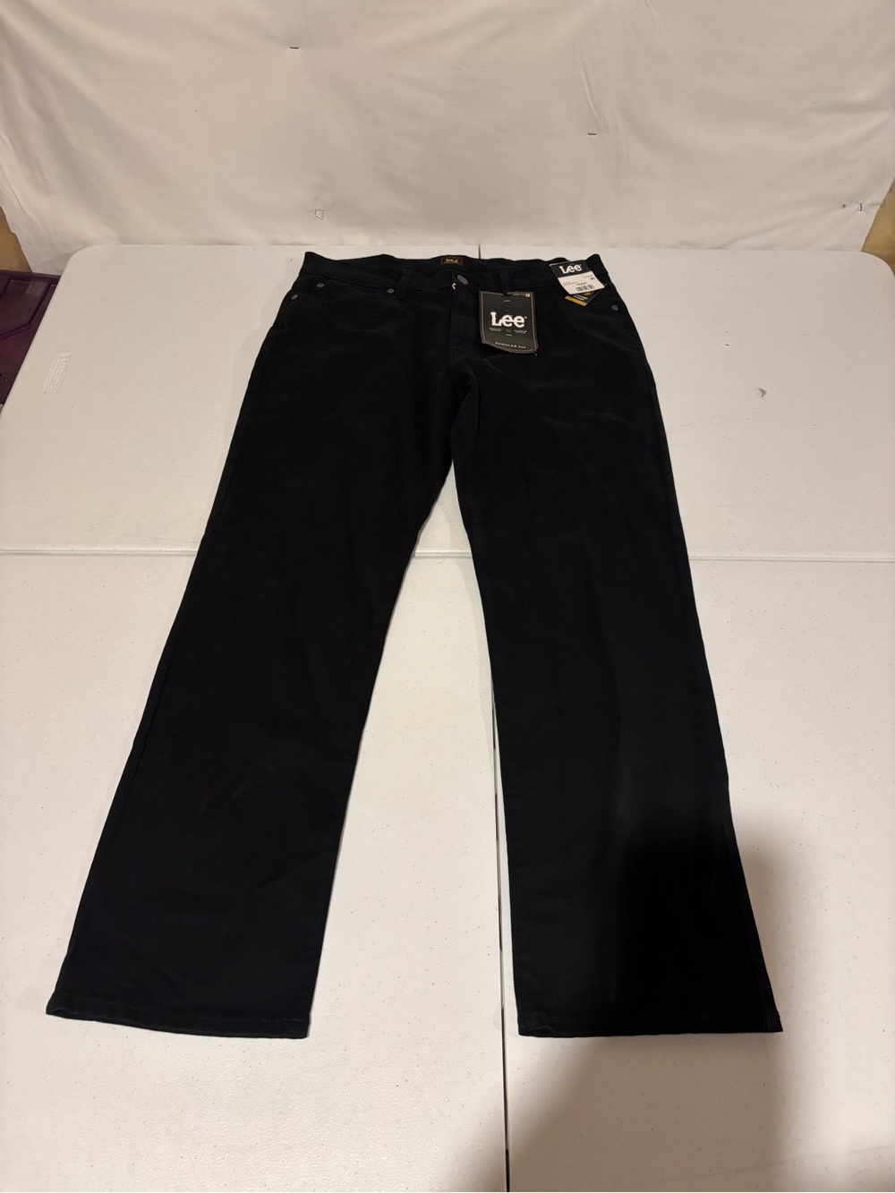 Lee Men’s Size 34x30 Regular Fit Black Straight Leg Chino Casual Pants